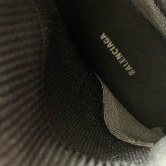 BALENCIAGA SPEED RUNNERS - Picture 5 of 7